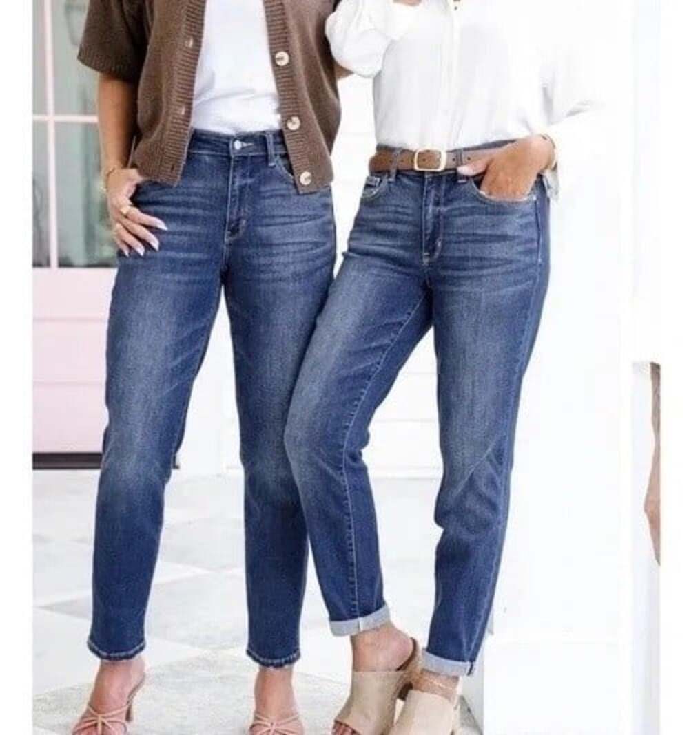 Judy Blue Women’s Size 1/25 Straight Fit Jeans Dark Wash Stretch Denim Mid Rise